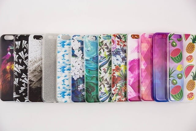 How to Make and Sell Custom Phone Cases Online In 2024